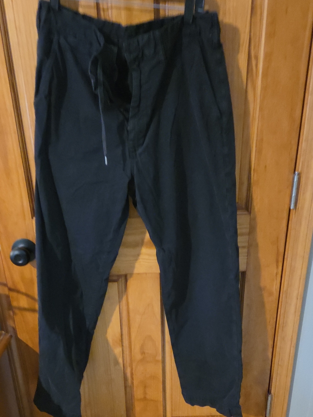 American Eagle Men's Black Drawstring Casual Pants -